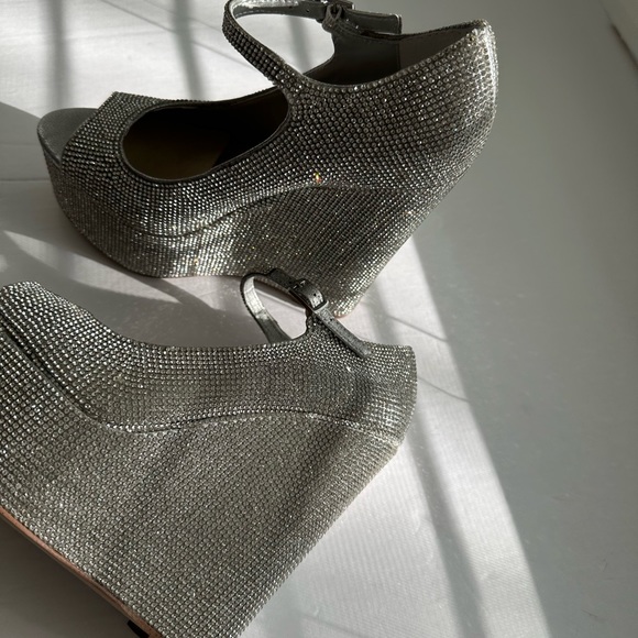 STEVE MADDEN/ macie rhinestone wedge heel - Picture 5 of 15
